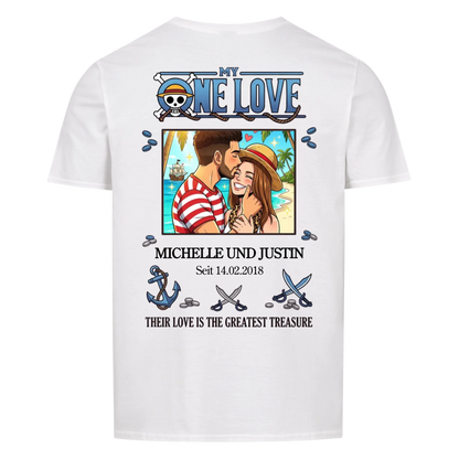 My One Love Upload 1 – Personalisierbares Geschenk für Paare (Rückendruck)