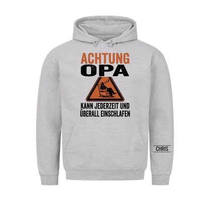 Achtung Opa Kann jederzeit und überall einschlafen - Lustiges Geschenk für Opa, Opi & Großvater - Personalisiertes Shirt