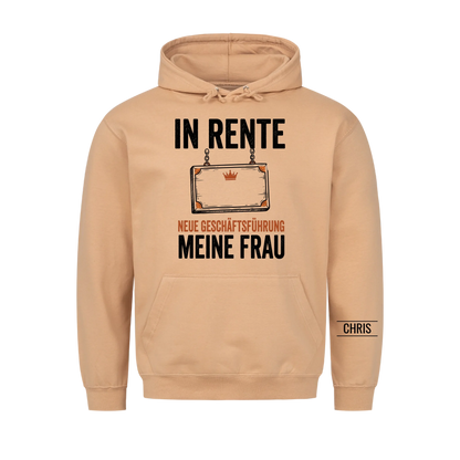 In Rente Neue Geschäftsführung Meine Frau - Lustiges Geschenk zur Rente für Männer, Ehemann & Papa - Personalisiertes Shirt