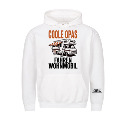 Coole Opas fahren Wohnmobil - Lustiges Geschenk für Camper, Opa, Opi & Großvater - Personalisiertes Shirt
