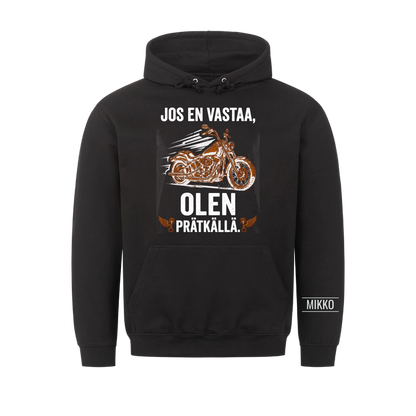 Jos en vastaa, olen prätkällä. Personoitu T-paita nimellä hihassa