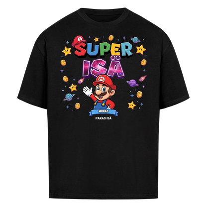 Super Isä King T-paita isän hahmolla ja lasten nimillä. Isänpäivälahja