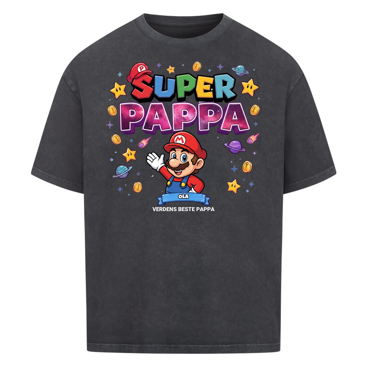 Super Pappa King T-skjorte med pappas figur og barnas navn. Farsdagsgave