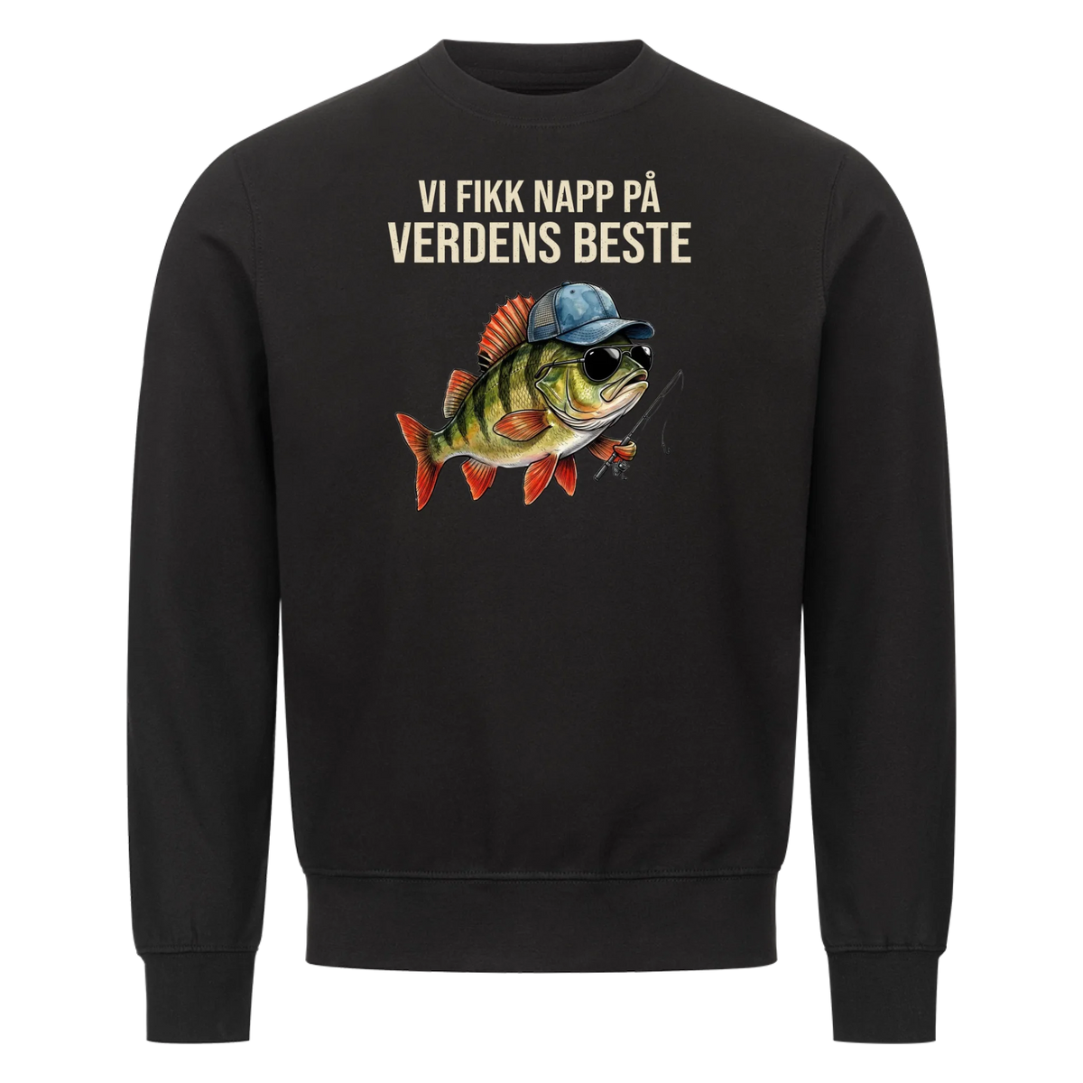 Vi fikk napp på verdens beste pappa. Fisk med barnas navn. Personlig t-skjorte i farsdagsgave