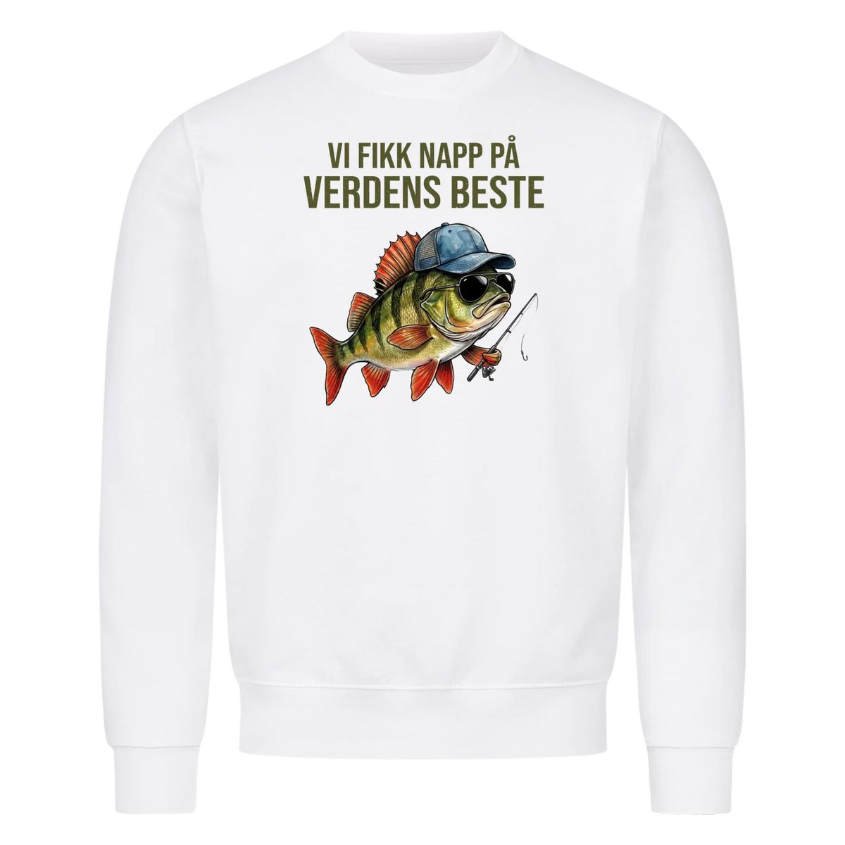 Vi fikk napp på verdens beste pappa. Fisk med barnas navn. Personlig t-skjorte i farsdagsgave
