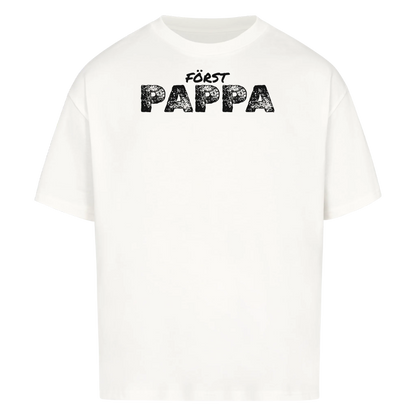 Först pappa nu farfar t-shirt med handavtryck och barnens namn. Fars dag present