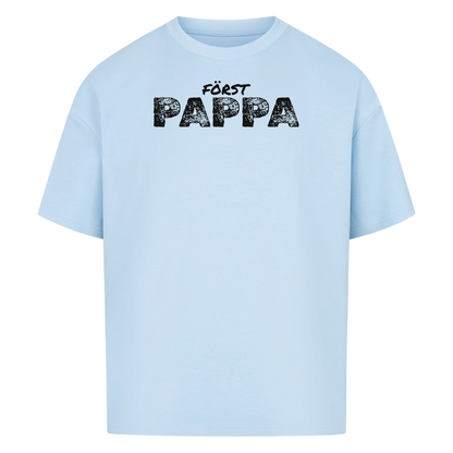 Först pappa nu farfar t-shirt med handavtryck och barnens namn. Fars dag present