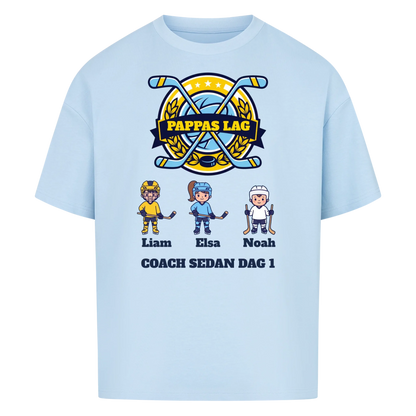 Pappas lag hockey t-shirt med barnens namn och figurer. Present till pappa, farfar och morfar