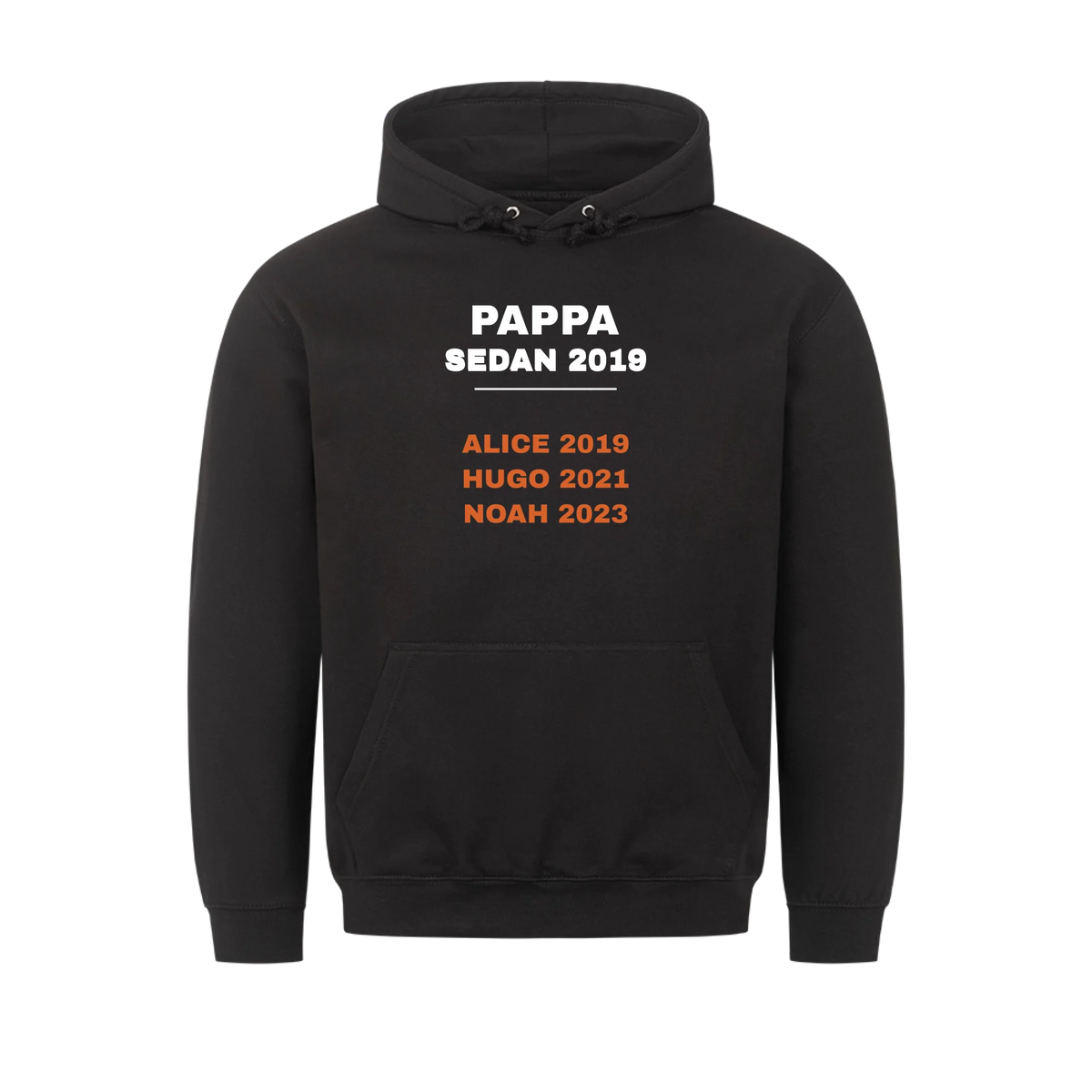 Pappa sedan t-shirt med årtal och barnens namn och födelseår. Personlig present till pappa