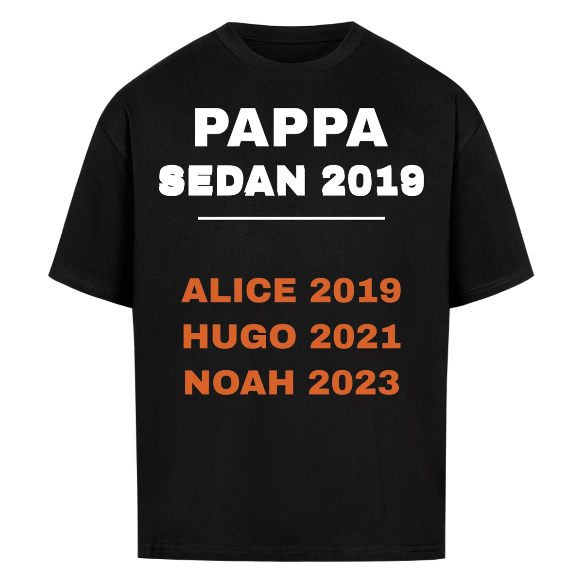 Pappa sedan t-shirt med årtal och barnens namn och födelseår. Personlig present till pappa