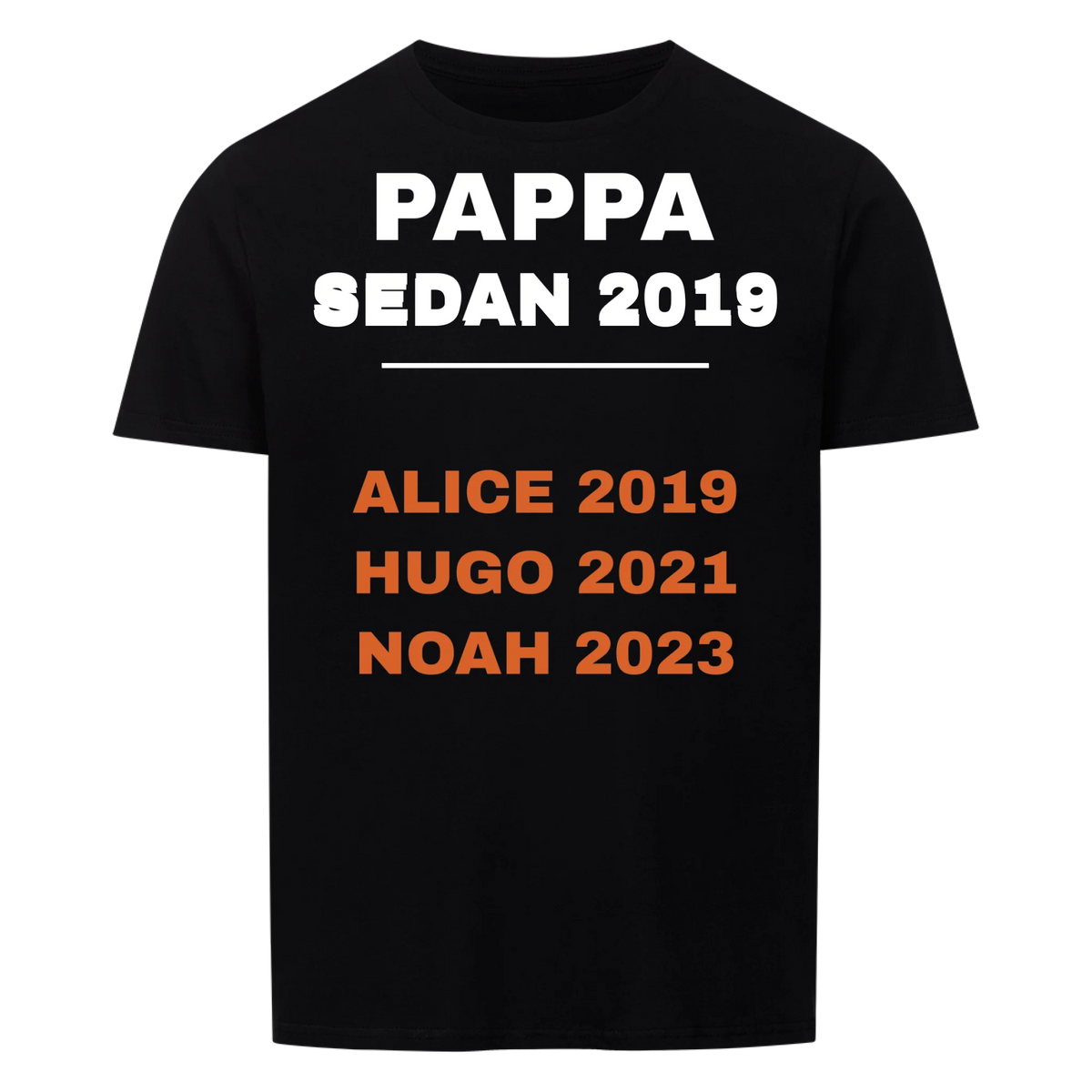 Pappa sedan t-shirt med årtal och barnens namn och födelseår. Personlig present till pappa
