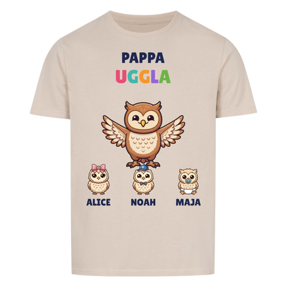 Pappa Uggla t-shirt med ugglepappa, barnens namn och små ugglor. Personlig present till pappa