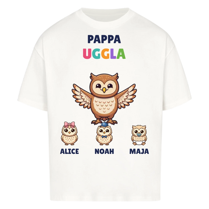 Pappa Uggla t-shirt med ugglepappa, barnens namn och små ugglor. Personlig present till pappa