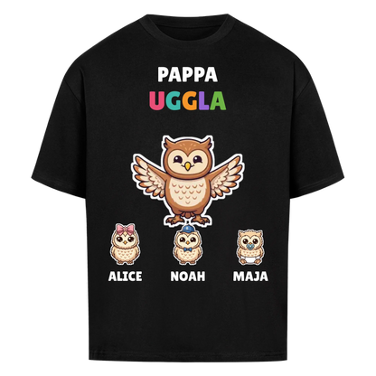 Pappa Uggla t-shirt med ugglepappa, barnens namn och små ugglor. Personlig present till pappa