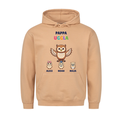 Pappa Uggla t-shirt med ugglepappa, barnens namn och små ugglor. Personlig present till pappa