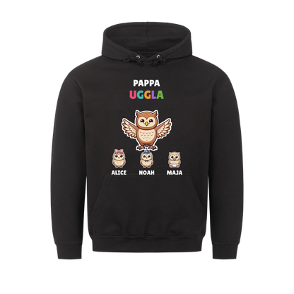 Pappa Uggla t-shirt med ugglepappa, barnens namn och små ugglor. Personlig present till pappa