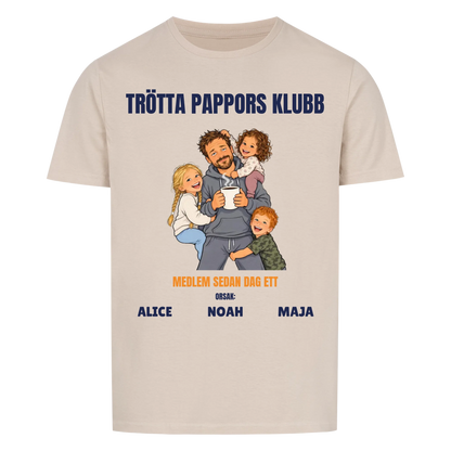 Trötta pappors klubb t-shirt med ditt foto som tecknad pappa och barnens namn. Rolig present till pappa