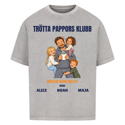 Trötta pappors klubb t-shirt med ditt foto som tecknad pappa och barnens namn. Rolig present till pappa