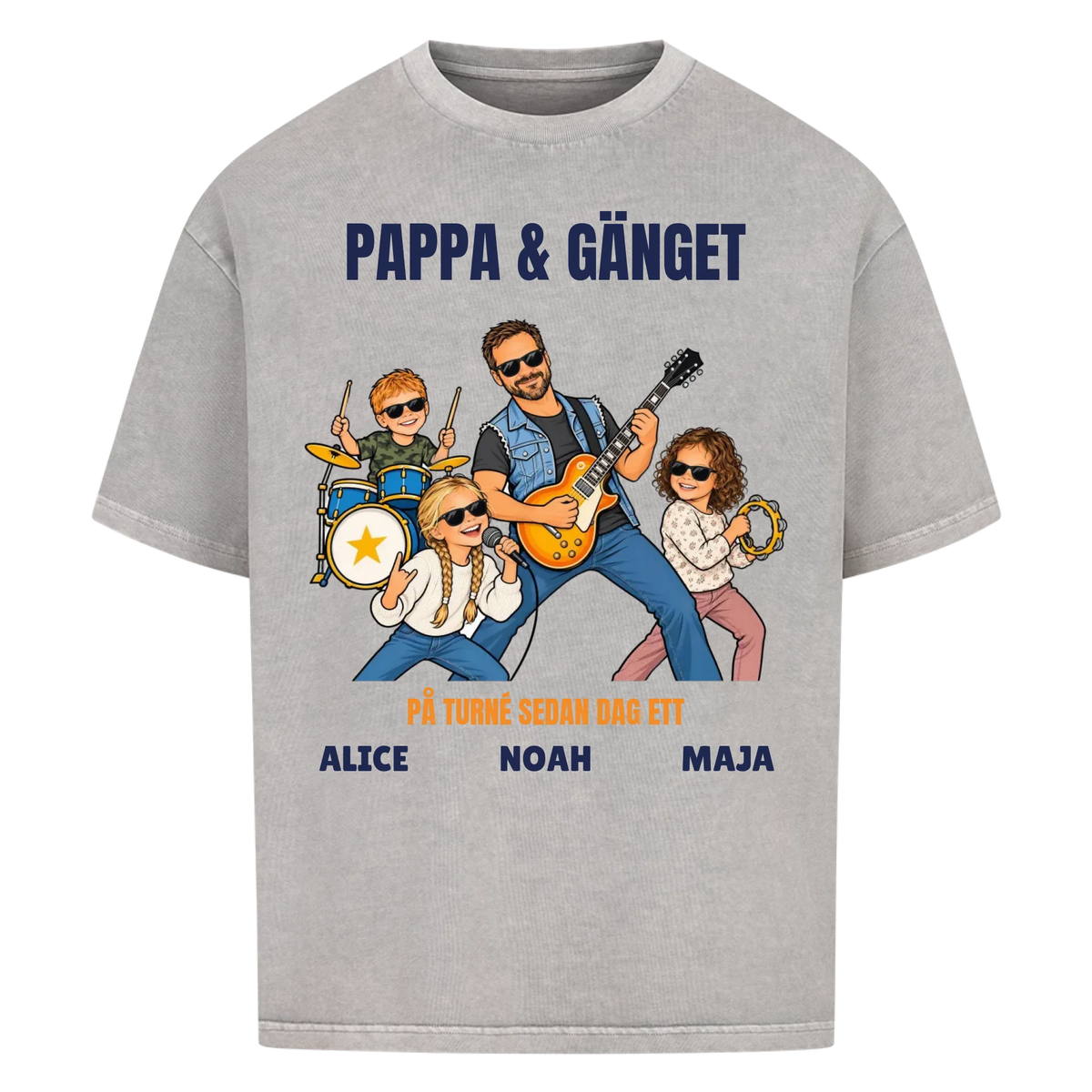 Pappa och gänget t-shirt med ditt foto som tecknat rockband och barnens namn. Personlig present till pappa