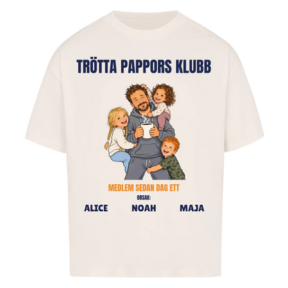 Trötta pappors klubb t-shirt med ditt foto som tecknad pappa och barnens namn. Rolig present till pappa