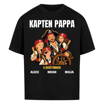 Kapten pappa t-shirt med ditt foto som tecknad piratkapten och barnens namn. Personlig present till pappa