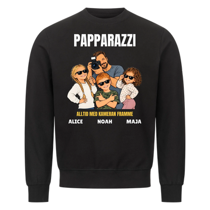 Papparazzi t-shirt med ditt foto som tecknad fotograf och barnens namn. Rolig present till pappa