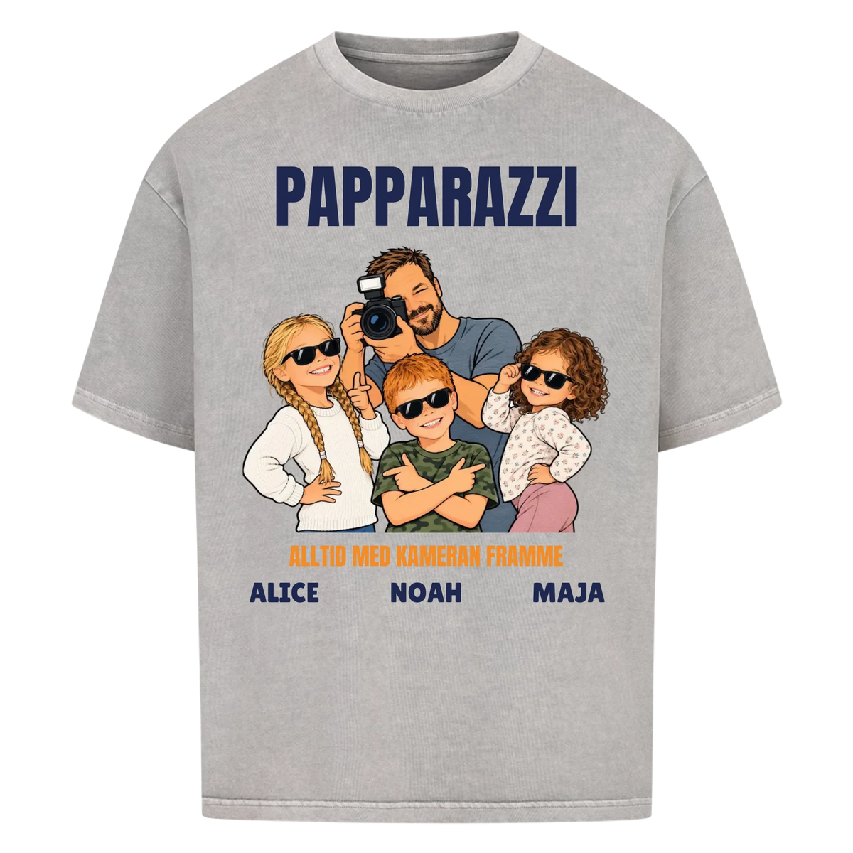 Papparazzi t-shirt med ditt foto som tecknad fotograf och barnens namn. Rolig present till pappa