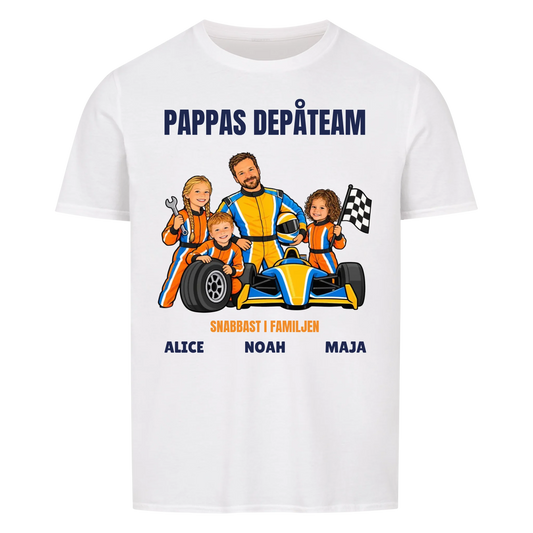 Pappas depåteam t-shirt med ditt foto som tecknad racerförare och barnens namn. Personlig present till pappa