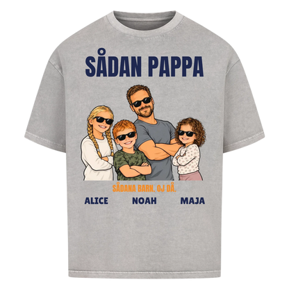 Sådan pappa sådana barn t-shirt med ditt foto som tecknad familj och barnens namn. Rolig present till pappa