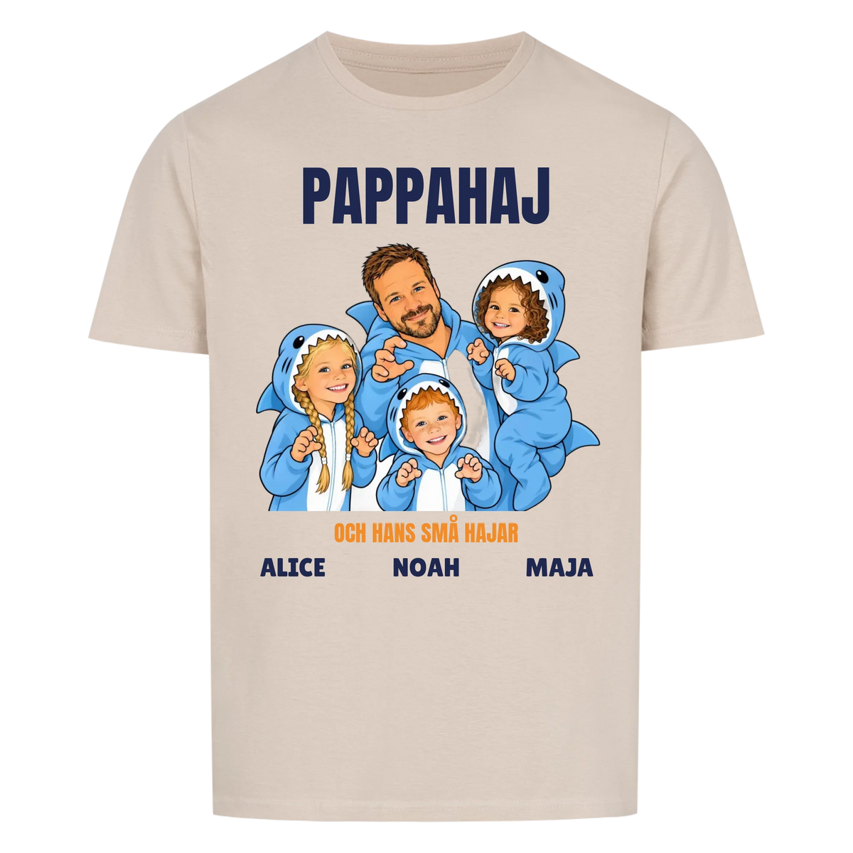 Pappahaj t-shirt med ditt foto som tecknad hajfamilj och barnens namn. Personlig present till pappa