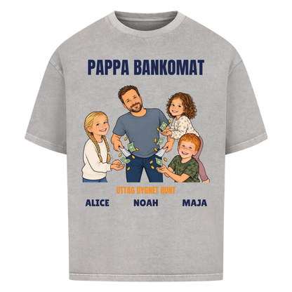 Pappa bankomat t-shirt med ditt foto som tecknad pappa och barnens namn. Rolig present till pappa
