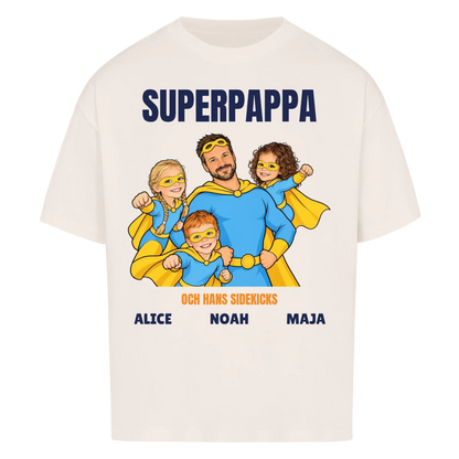 Superpappa t-shirt med ditt foto som tecknad superhjälte och barnens namn. Personlig present till pappa