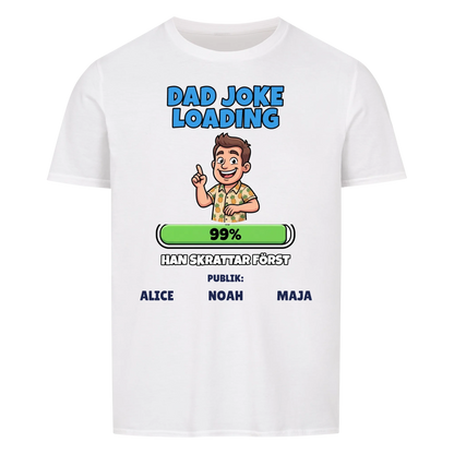 Dad Joke Loading t-shirt med ditt foto som tecknad pappa och barnens namn. Rolig present till pappa