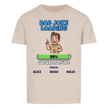 Dad Joke Loading t-shirt med ditt foto som tecknad pappa och barnens namn. Rolig present till pappa