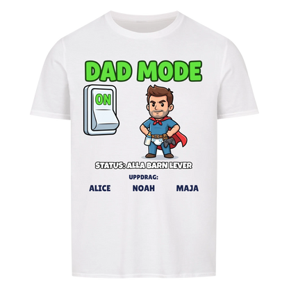 Dad Mode t-shirt med ditt foto som tecknad superpappa och barnens namn. Rolig present till pappa