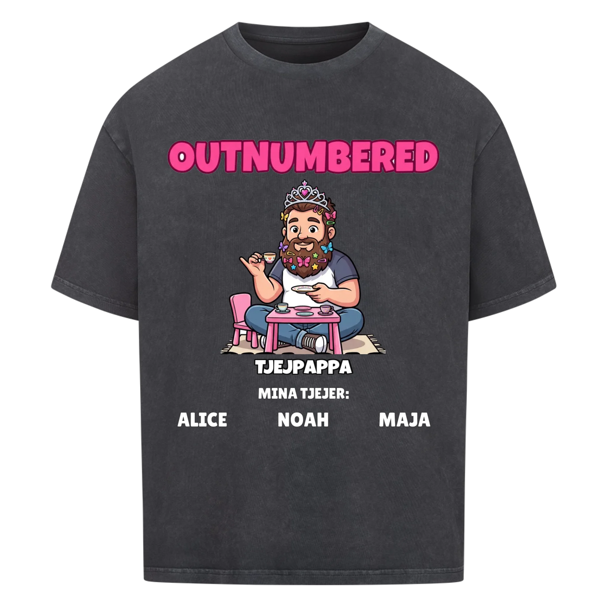 Girl Dad t-shirt med ditt foto som tecknad pappa och döttrarnas namn. Personlig present till pappa