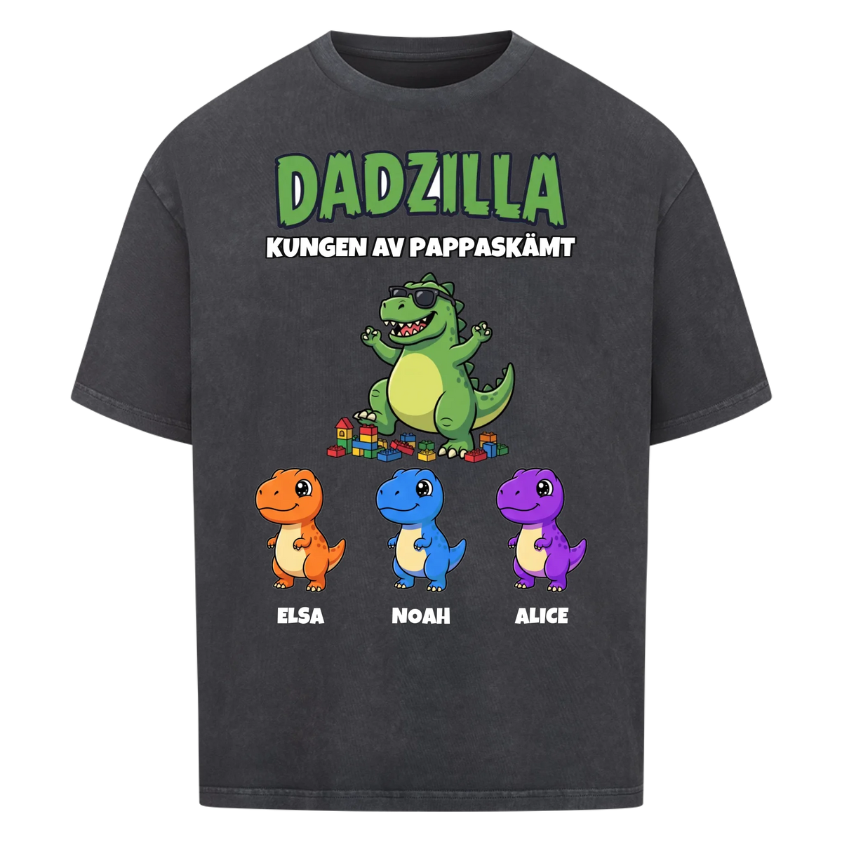 Dadzilla t-shirt med tecknad monsterpappa, små monster och barnens namn. Rolig present till pappa