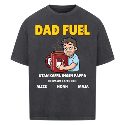 Dad Fuel t-shirt med ditt foto som tecknad pappa och barnens namn. Rolig present till pappa
