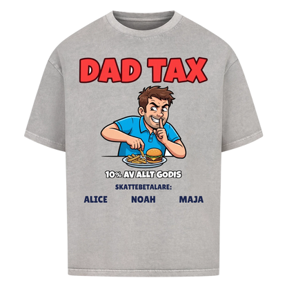 Dad Tax t-shirt med ditt foto som tecknad pappa och barnens namn. Rolig present till pappa