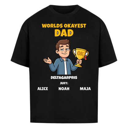 Worlds Okayest Dad t-shirt med ditt foto som tecknad pappa och barnens namn. Rolig present till pappa