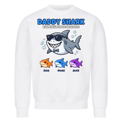 Daddy Shark t-shirt med tecknad hajpappa, små hajar och barnens namn. Rolig present till pappa