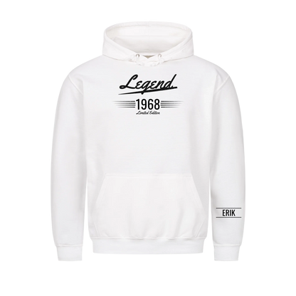 Legend t-shirt med födelseår och namn på ärmen. Present till pappa och farfar