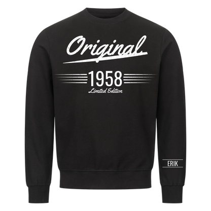 Original t-shirt med födelseår och namn på ärmen. Present till farfar och morfar