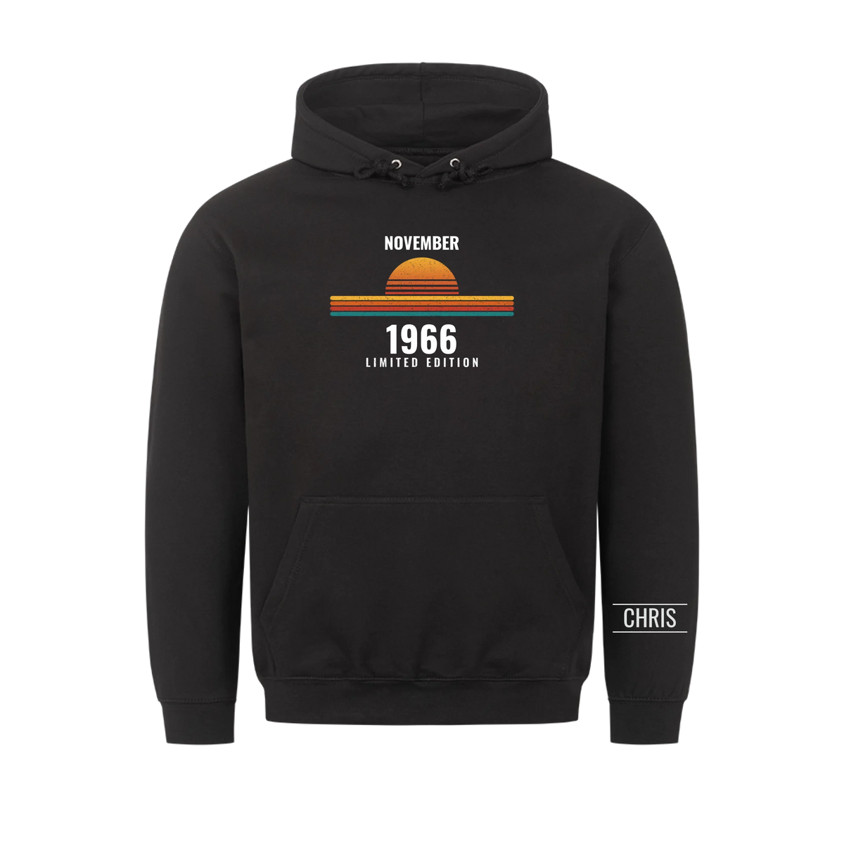 Retro T-Shirt mit Geburtsmonat, Jahr und Name am Ärmel. Geschenk für Papa