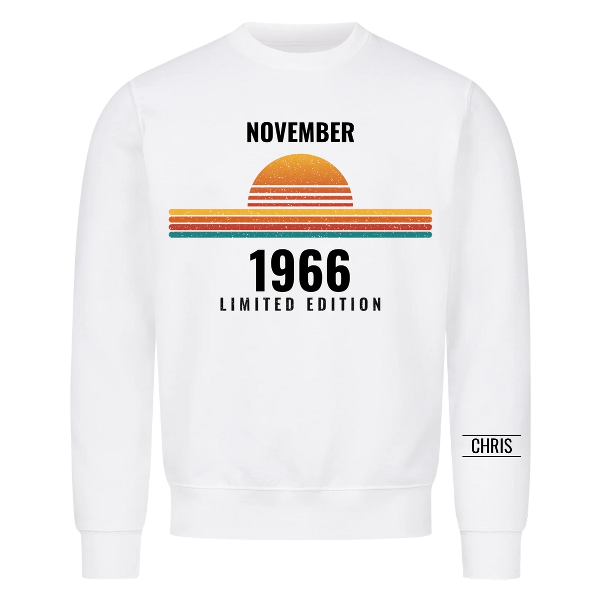 Retro T-Shirt mit Geburtsmonat, Jahr und Name am Ärmel. Geschenk für Papa